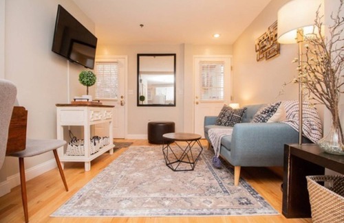 Central Square House | 93 m² House ∙ 2 bedrooms ∙ 5 guests