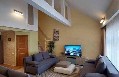 Maskavas Forstate Apartment | 94 m² Apartment ∙ 11 guests