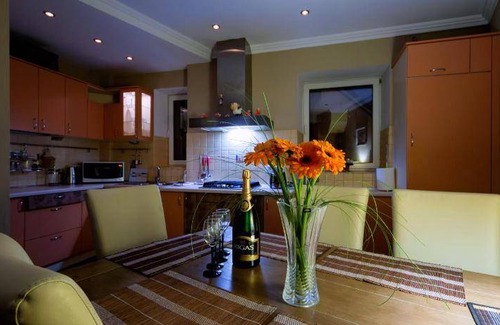 Maskavas Forstate Apartment | 94 m² Apartment ∙ 11 guests