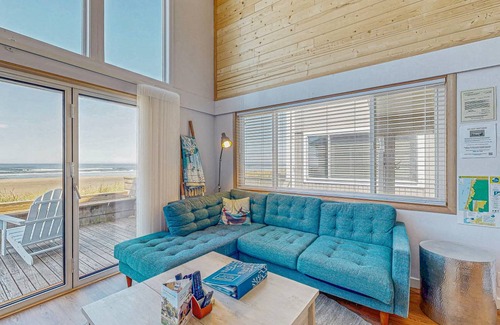 Rockaway Beach Cottage | 94 m² Cabin ∙ 2 bedrooms ∙ 6 guests
