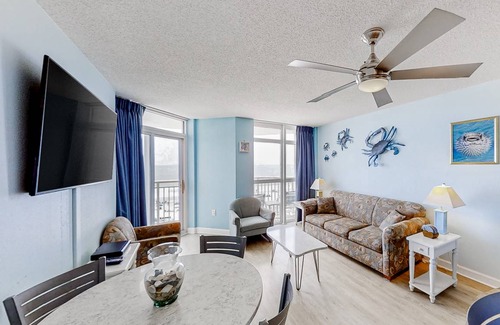 Crescent Beach Condo | 94 m² Condo ∙ 2 bedrooms ∙ 8 guests