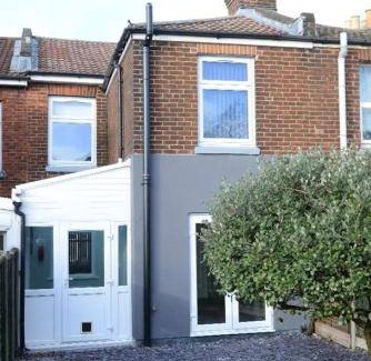 Southampton House | 94 m² House ∙ 4 bedrooms ∙ 8 guests