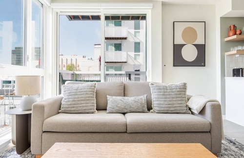 Downtown Berkeley Apartment | 95 m² Apartment ∙ 2 bedrooms ∙ 4 guests