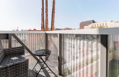 Downtown Berkeley Apartment | 95 m² Apartment ∙ 2 bedrooms ∙ 4 guests