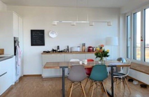 Harburg Apartment | 95 m² Apartment ∙ 1 bedroom ∙ 2 guests