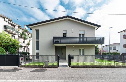 Guizza Apartment | 95 m² Apartment ∙ 2 bedrooms ∙ 4 guests