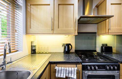 Oldham Apartment | 95 m² Apartment ∙ 4 bedrooms ∙ 8 guests