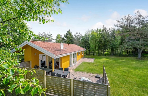 Torup Strand House | 95 m² House ∙ 4 bedrooms ∙ 8 guests
