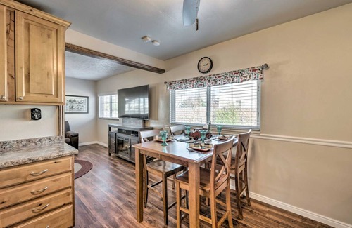 South Jordan Cottage | 96 m² Cabin ∙ 3 bedrooms ∙ 7 guests
