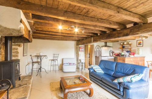 Saint-Jean-la-Poterie House | 96 m² Gîte ∙ 2 bedrooms ∙ 4 guests