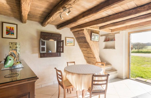 Saint-Jean-la-Poterie House | 96 m² Gîte ∙ 2 bedrooms ∙ 4 guests