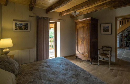 Astaillac House | 96 m² Gîte ∙ 2 bedrooms ∙ 4 guests