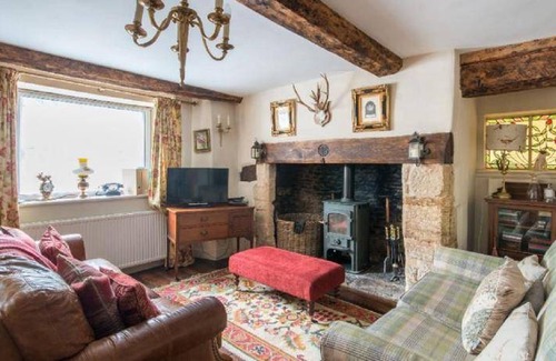 Fairford House | 96 m² House ∙ 2 bedrooms ∙ 4 guests