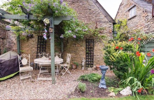 Fairford House | 96 m² House ∙ 2 bedrooms ∙ 4 guests