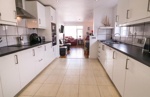 Portrush House | 97 Causeway Street