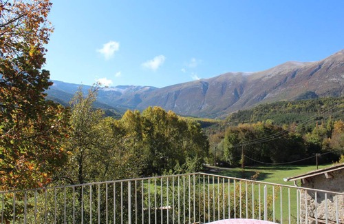 Blieux House | 97 m² Gîte ∙ 4 bedrooms ∙ 7 guests