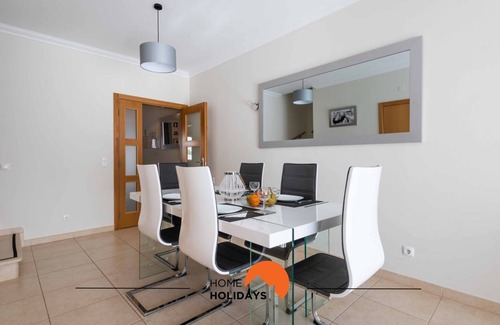 Branqueira House | 97 m² House ∙ 2 bedrooms ∙ 6 guests