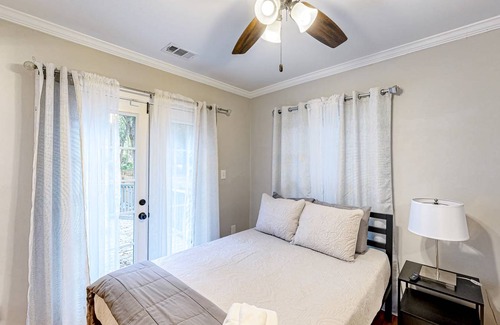 East Point House | 97 m² House ∙ 3 bedrooms ∙ 6 guests