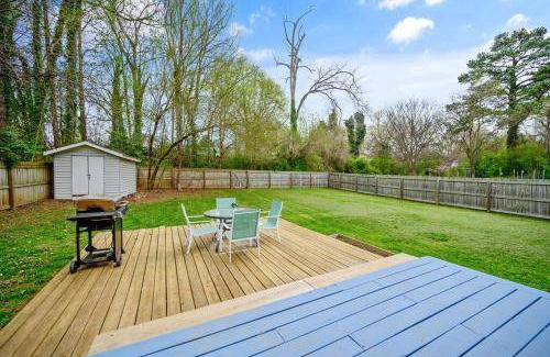 East Raleigh House | 97 m² House ∙ 3 bedrooms ∙ 6 guests