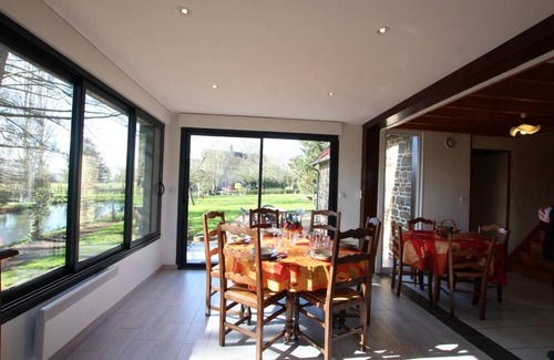 Saint-Martin-des-Champs House | 98 m² Gîte ∙ 3 bedrooms ∙ 6 guests