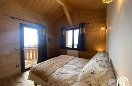 Font-Romeu-Odeillo-Via House | 98 m² Gîte ∙ 2 bedrooms ∙ 4 guests