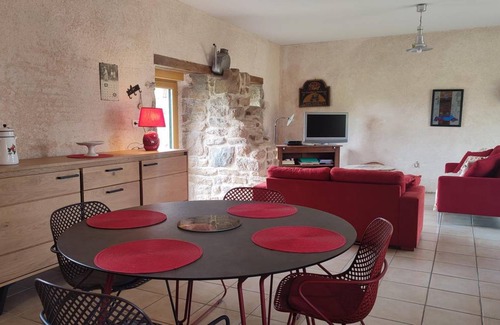Cohiniac House | 98 m² Gîte ∙ 2 bedrooms ∙ 5 guests