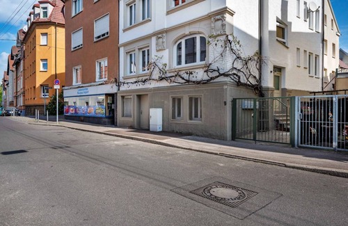 Stuttgart Resort | 98 m² Private room ∙ 1 bedroom ∙ 1 guest