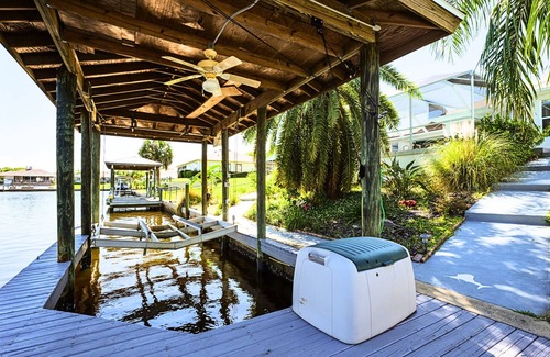 Palm Harbor Condo | 9863dockhollidaypcnh - Dock Holliday
