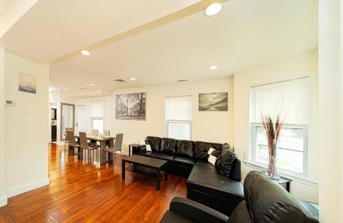 Neponset - Port Norfolk Apartment | 988 - 4BR Boston - Cozy Getaway near Boston Common