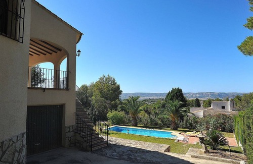 Javea Other | 99 m² Accommodation ∙ 4 bedrooms ∙ 8 guests