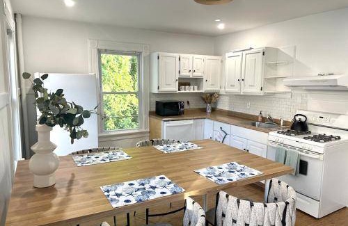 Norwalk Apartment | 99 m² Apartment ∙ 2 bedrooms ∙ 5 guests