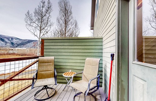 Basalt House | 99 m² House ∙ 2 bedrooms ∙ 4 guests