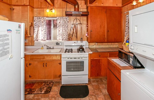Upper Moonridge House | 99 m² House ∙ 3 bedrooms ∙ 8 guests