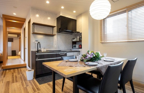 Karasuma Apartment | 99 sqm Sanjodori 1 group reserved Adult hideaway / Kyoto Kyōto