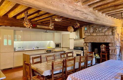 Quarre-les-Tombes Cottage | 999 m² Cabin ∙ 7 bedrooms ∙ 15 guests