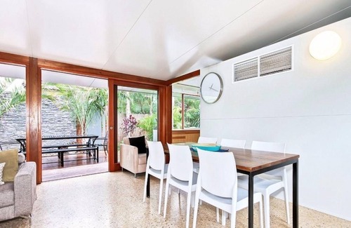 Aldinga Beach House | 999 m² House ∙ 3 bedrooms ∙ 8 guests