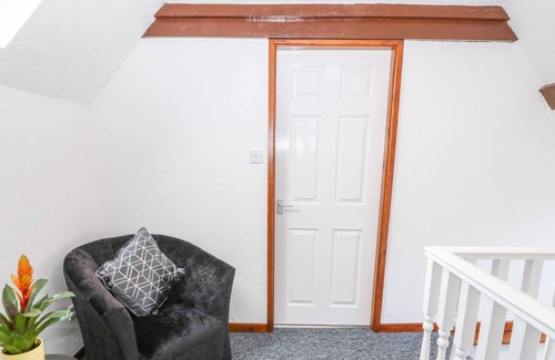 Rhyd-y-clafdy Apartment | 9B PENLAN STREET, family friendly in Pwllheli