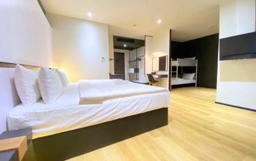 Udon Thani Hotel | 9D City & 9D Express Hotel