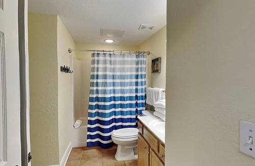 Gulf Shores Condo | 9th Story Condo Directly on the Water! Best Views from Your Private Balcony