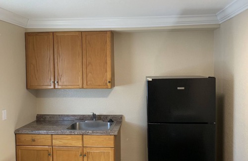 Altamont Hotel | A-1 Budget Motel
