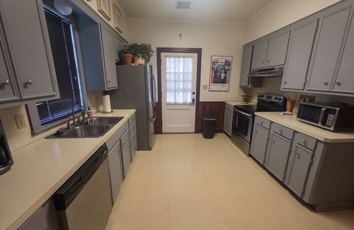 Natchez House | A 125 Year Old Luxury Cottage in Natchez. Free Breakfast Voucher!