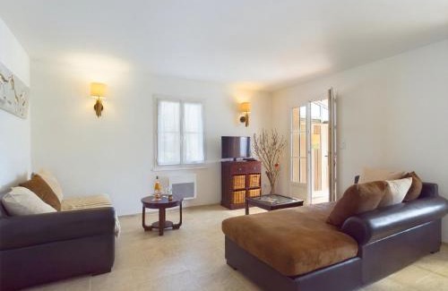 Saint-Clement-des-Baleines House | A 180m du bord de mer, maison pour 11