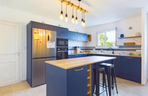 Saint-Clement-des-Baleines House | A 180m du bord de mer, maison pour 11