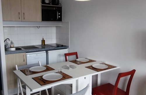 Vieux-Boucau-les-Bains Apartment | A 2 pas de la Plage, Studio vue top et Piscine