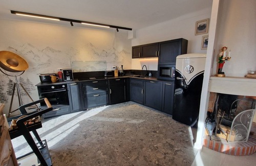 Font-Romeu-Odeillo-Via Apartment | A 2mn à Pied du Centre Ville de Font Romeu, Appartement Standing Rénové 1 Étage