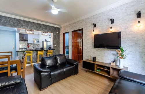 Jardim Ana Maria Apartment | A 3 Quadras da Praia da Enseada Garagem Wi-fi