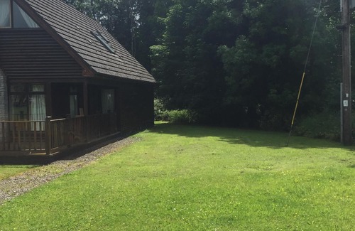 Portumna Ski Chalet | A 5 Bedroom Lodge near Lough Derg and close to the Shannon River in Portumna.