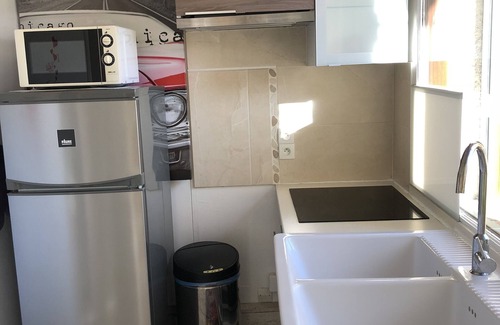 Etrechy Apartment | A 70sq.m apartment in a villa with secure swimming pool. Near to Paris.