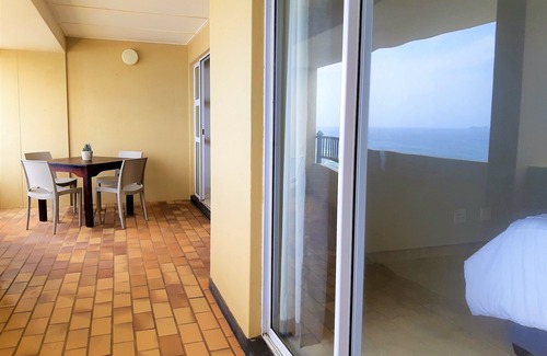 Westbrook Apartment | A beach spot on the northern coast