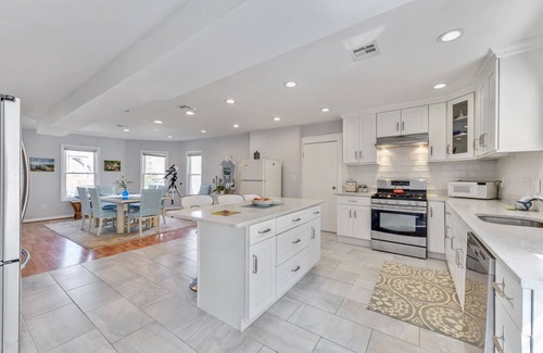 Point Pleasant Beach House | A beautiful updated house just 2 short blocks from the beach & Boardwalk